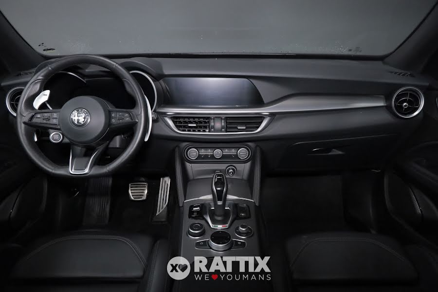 Alfa Romeo Stelvio 2.2 t 210CV Veloce Q4 auto Bianco  Aziendale foto 10