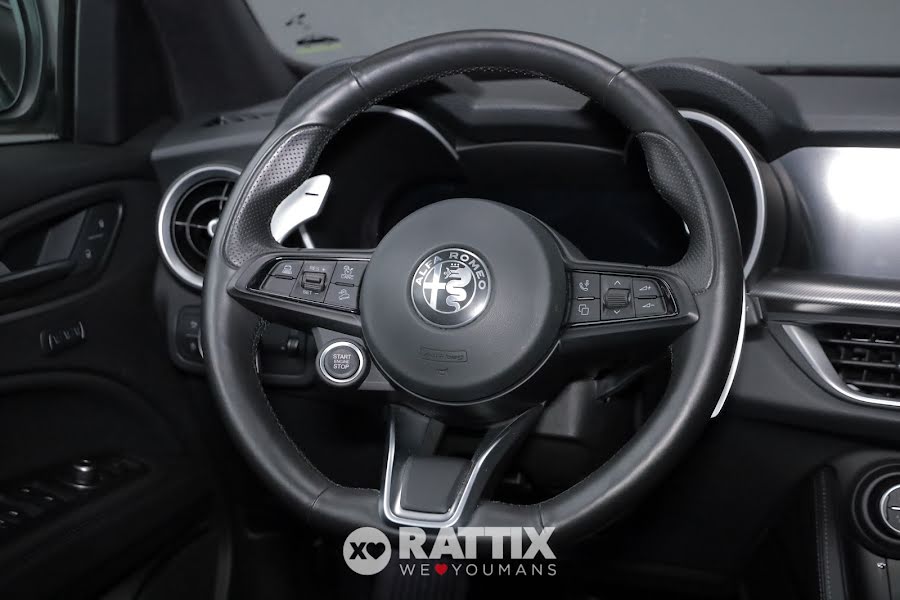 Alfa Romeo Stelvio 2.2 t 210CV Veloce Q4 auto Bianco  Aziendale foto 11