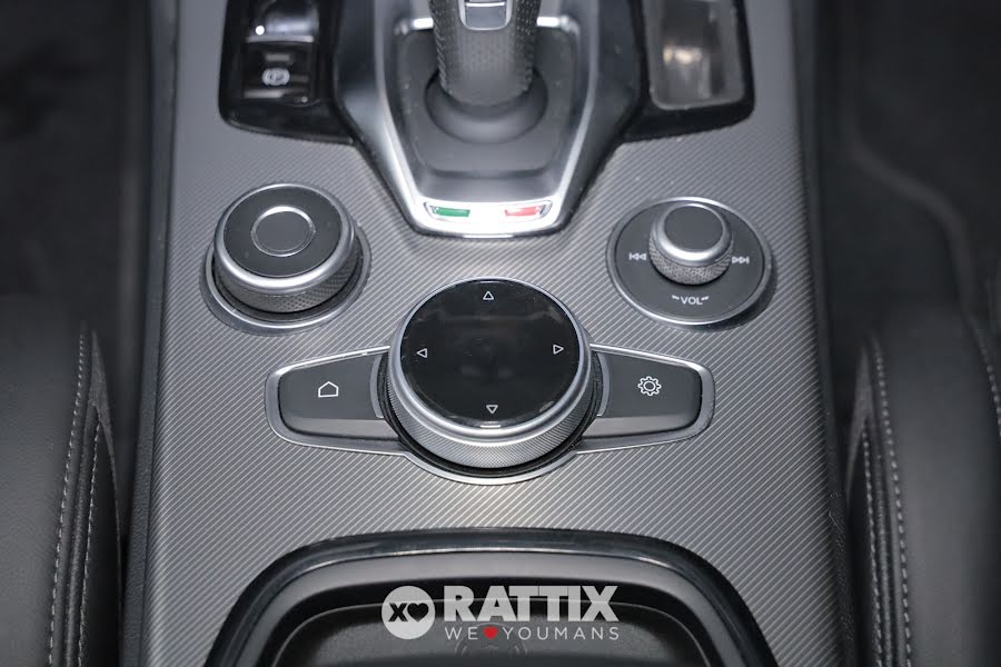 Alfa Romeo Stelvio 2.2 t 210CV Veloce Q4 auto Bianco  Aziendale foto 33