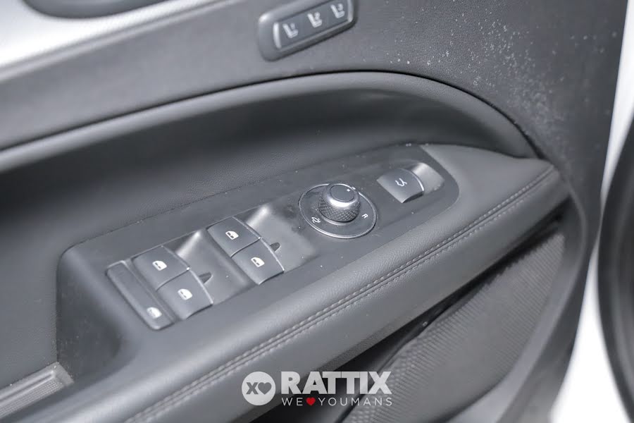 Alfa Romeo Stelvio 2.2 t 210CV Veloce Q4 auto Bianco  Aziendale foto 37