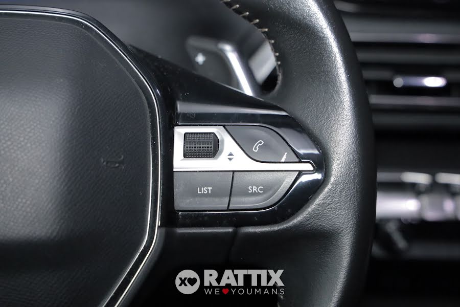 Peugeot 5008 1.5 bluehdi 130CV Active Pack eat8 7p.ti Grigio  Usato foto 13