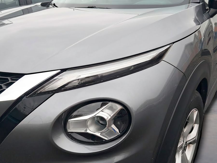 Nissan Juke 1.0 dig-t 114CV Visia  Grigio  Usato foto 3