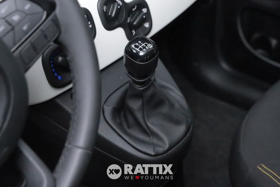 Fiat Panda Pandina 1.0 Firefly Hybrid 70CV Cross White solid  Aziendale foto 22