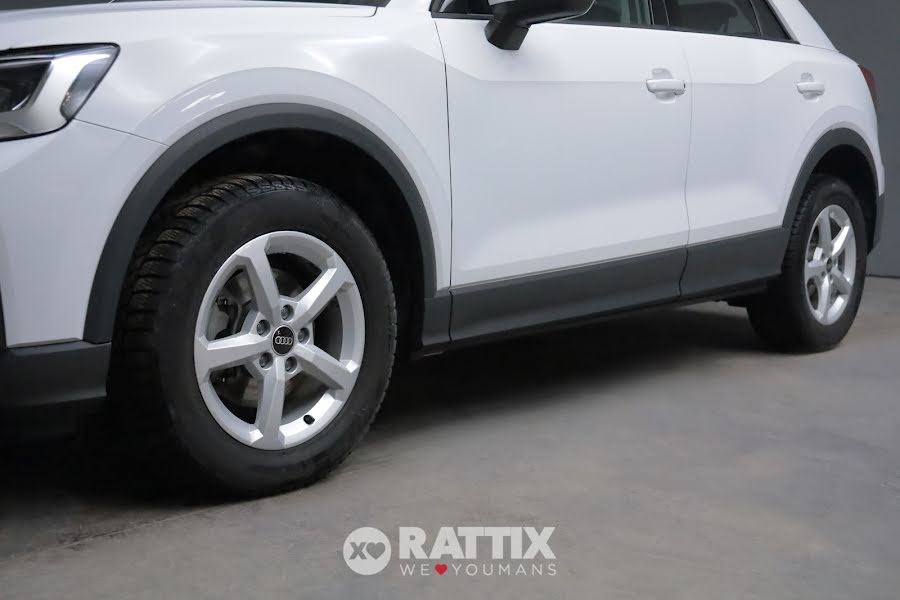 Audi Q2 35 1.5 tfsi 150CV Business s-tronic Bianco Ghiaccio   Aziendale foto 4