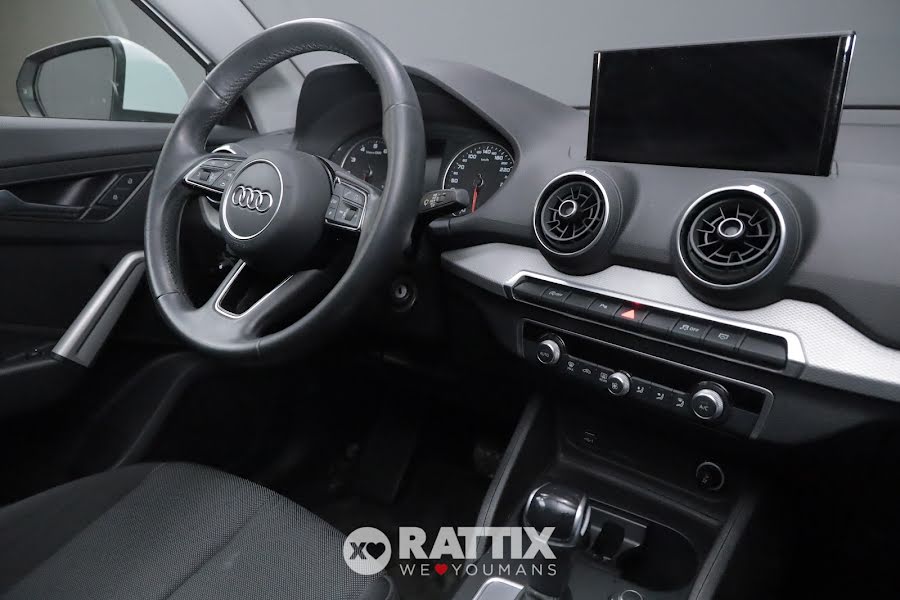 Audi Q2 35 1.5 tfsi 150CV Business s-tronic Bianco Ghiaccio   Aziendale foto 17