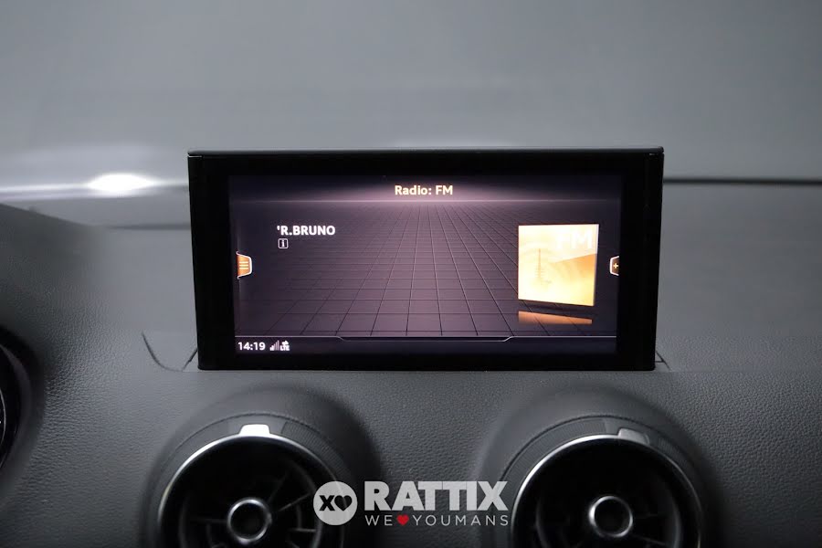 Audi Q2 35 1.5 tfsi 150CV Business s-tronic Bianco Ghiaccio   Aziendale foto 20