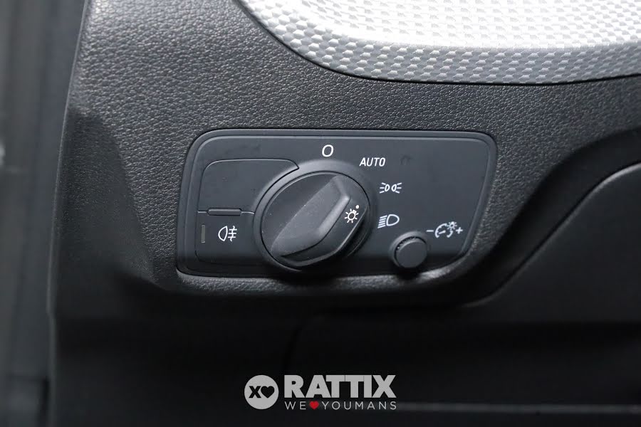 Audi Q2 35 1.5 tfsi 150CV Business s-tronic Bianco Ghiaccio   Aziendale foto 24