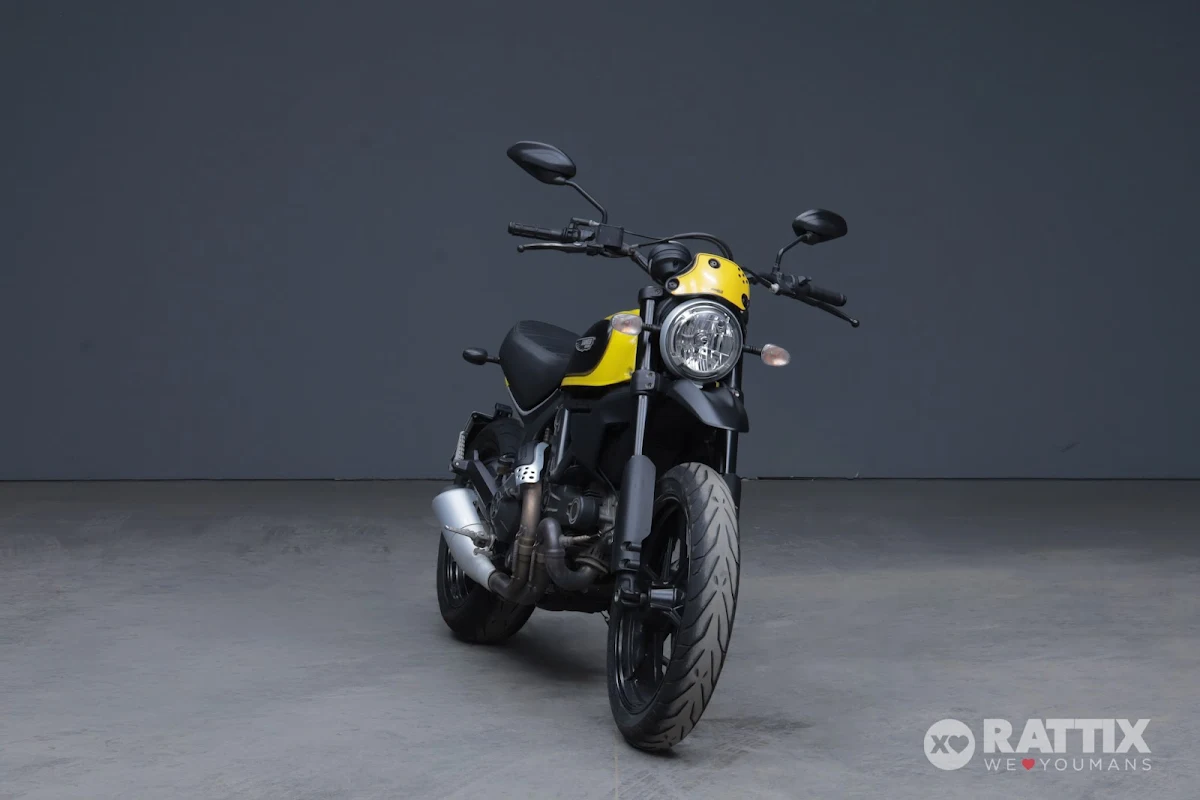 DUCATI Scrambler 800 Flat Track Pro