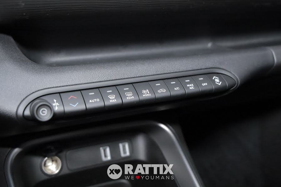 Jeep Avenger 1.2 Turbo 100CV Altitude  Vulcano  Km 0 foto 28