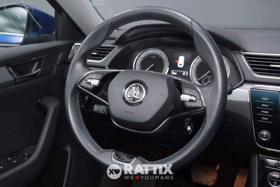 Skoda Superb Wagon 1.4 TSI Phev Executive DSG Blu  Aziendale foto 13