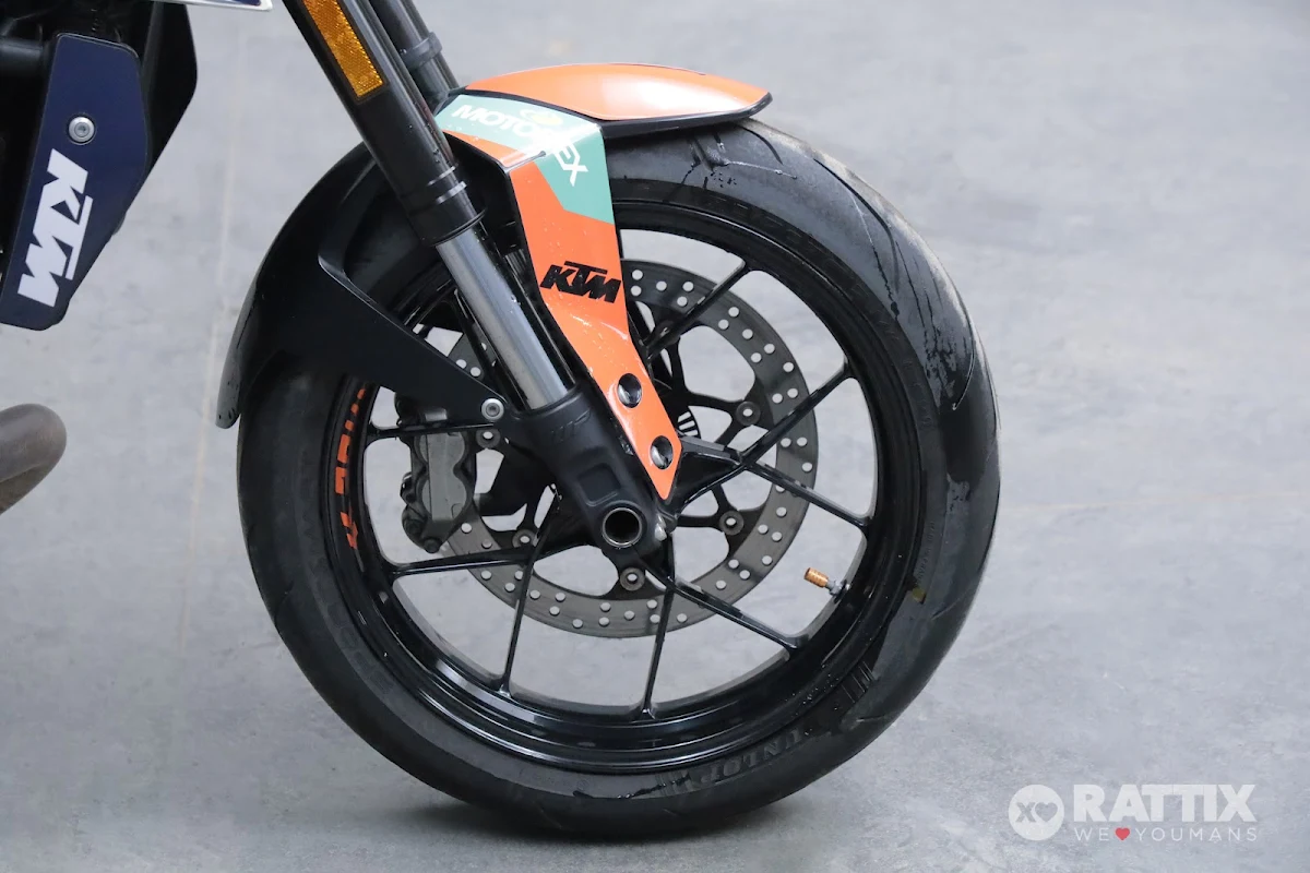 KTM 690 Duke Abs my16