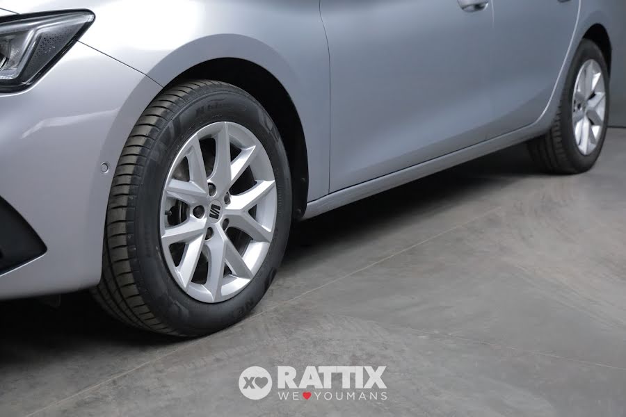 SEAT Leon ST 1.5 TSI 130CV Style Argento  Usato foto 4