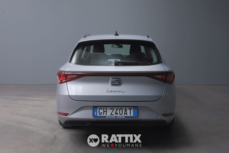 SEAT Leon ST 1.5 TSI 130CV Style Argento  Usato foto 5
