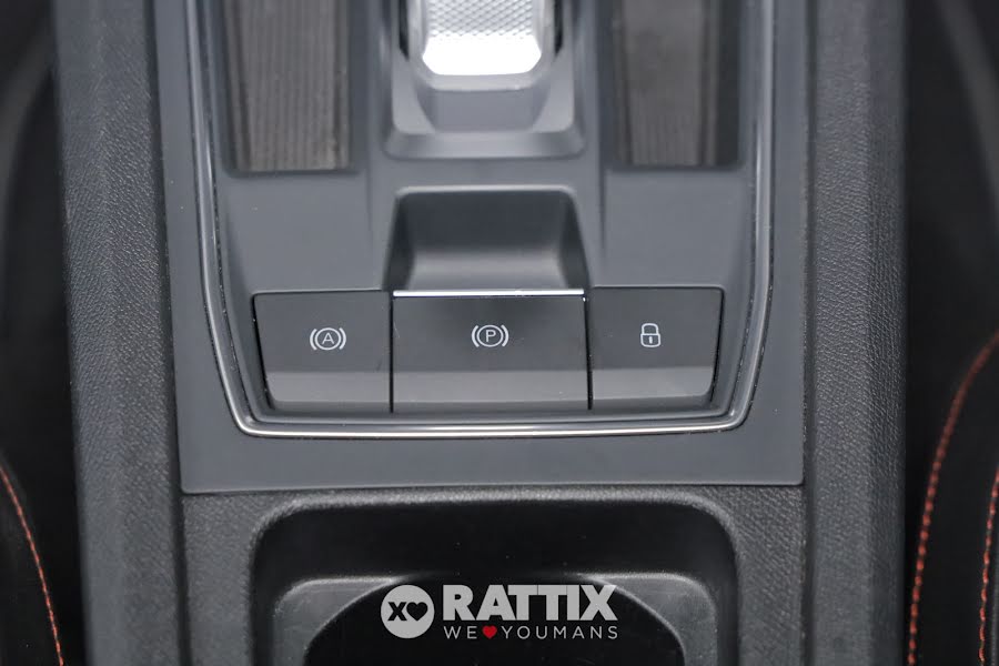 SEAT Leon 1.5 ETSI 150CV FR DSG Rosso   Aziendale foto 30