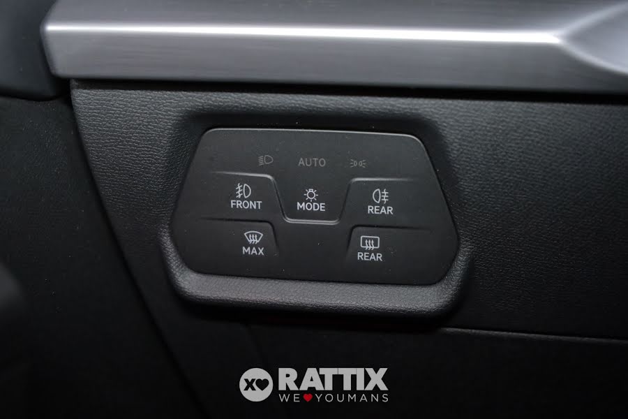 SEAT Leon 1.5 ETSI 150CV FR DSG Rosso   Aziendale foto 32