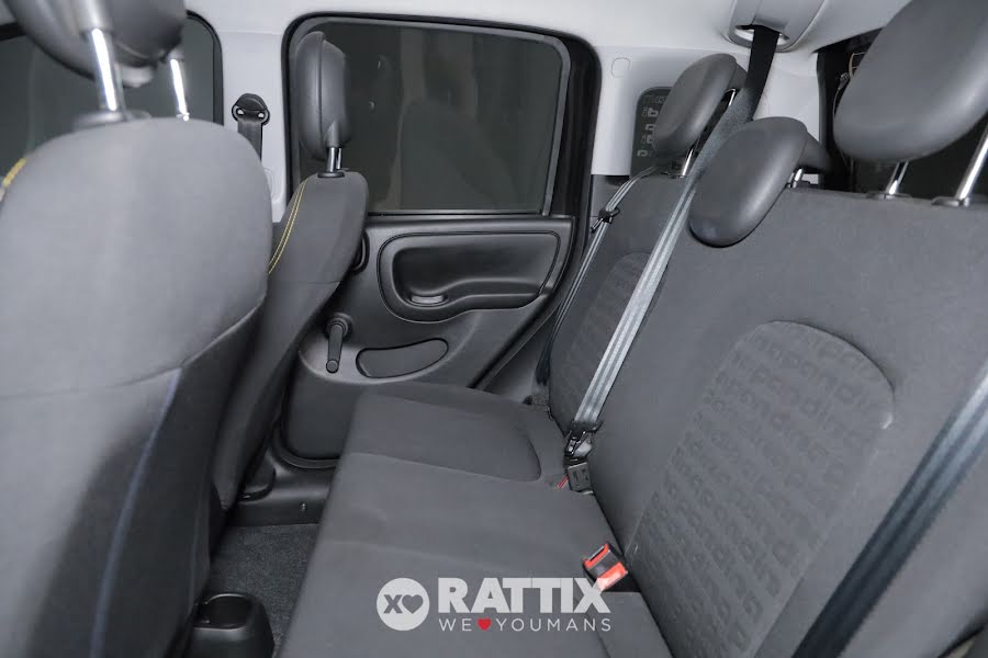 Fiat Panda Pandina 1.0 firefly hybrid 70CV Cross Nero Cinema  Aziendale foto 32