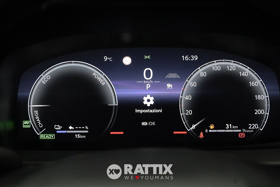 Toyota C-HR 2.0 phev Trend Eco e-cvt Super White   Km 0 foto 16