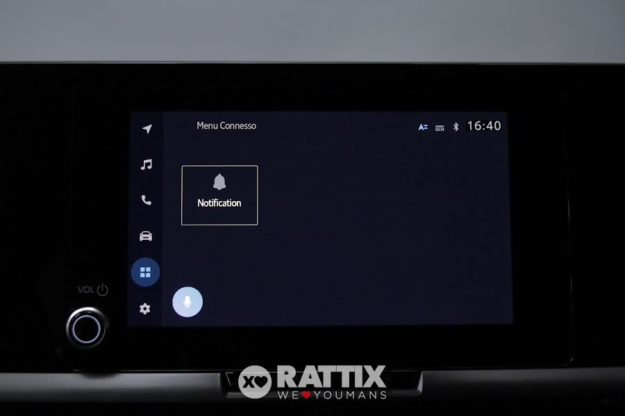 Toyota C-HR 2.0 phev Trend Eco e-cvt Super White   Km 0 foto 21