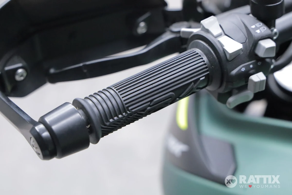 BENELLI TRK 702 Trk Abs my25
