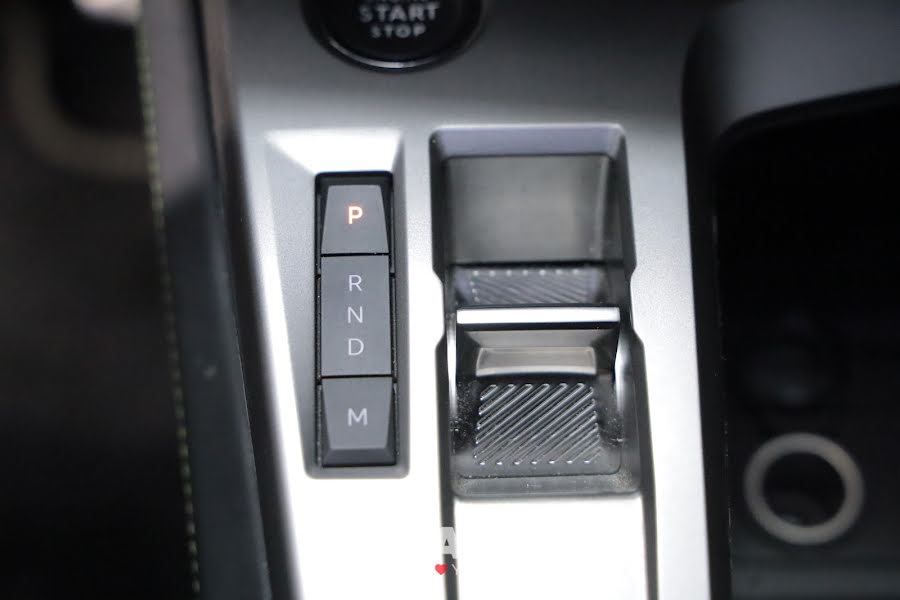 Peugeot 308 SW 1.5 BlueHDI 130CV GT EAT8 Grigio Selenium  Aziendale foto 24