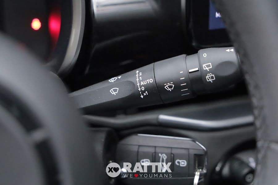 Fiat 600 1.2 Hybrid 145CV Pop Auto Nero Cinema  Aziendale foto 13