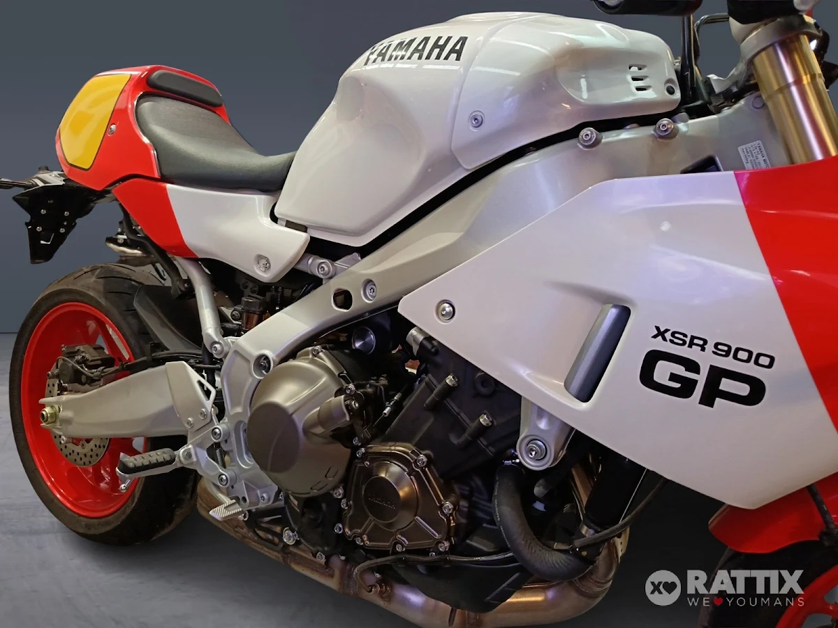 YAMAHA XSR 900 GP Abs