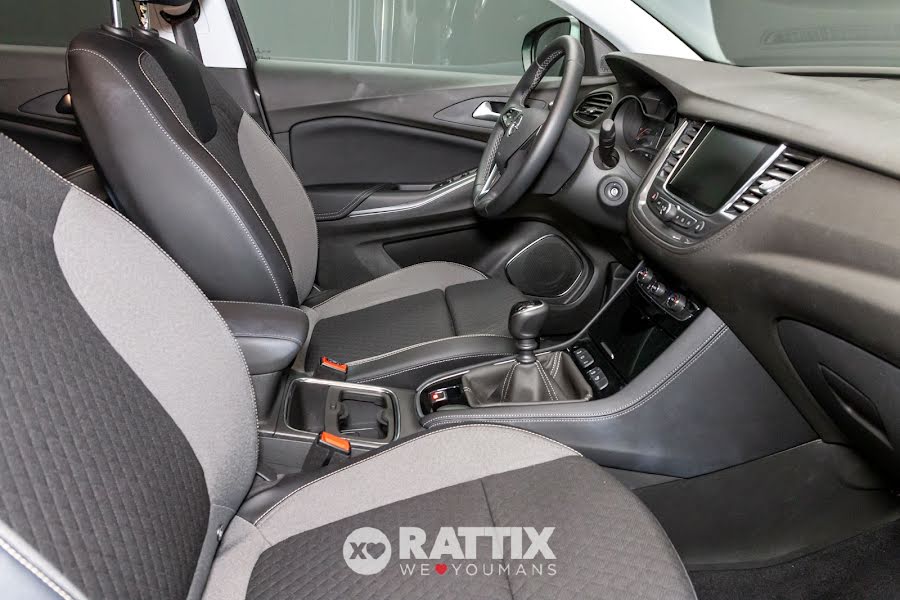 Opel Grandland X 1.2 130CV Innovation Grigio  Usato foto 5