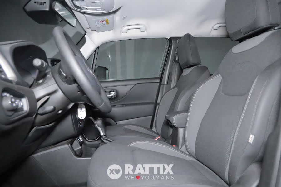 Jeep Renegade 1.5 Turbo T4 Mhev 130CV Limited DCT Solid Black   Aziendale foto 8