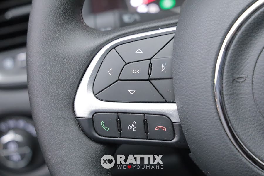 Jeep Renegade 1.5 Turbo T4 Mhev 130CV Limited DCT Solid Black   Aziendale foto 11