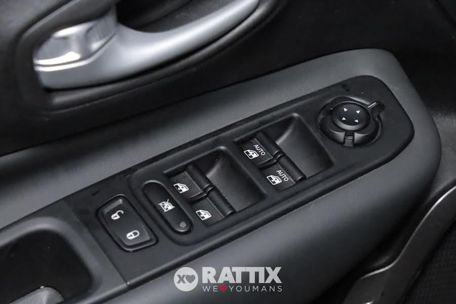 Jeep Renegade 1.5 Turbo T4 Mhev 130CV Limited DCT Solid Black   Aziendale foto 23