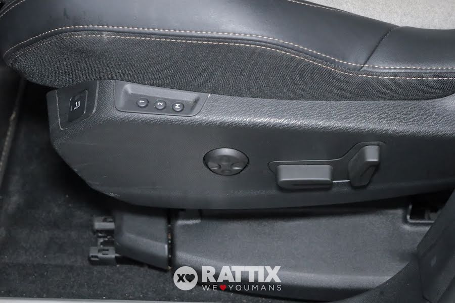 Peugeot 3008 1.6 hybrid phev 225CV GT Pack e-eat8 Blu Celebes  Aziendale foto 34