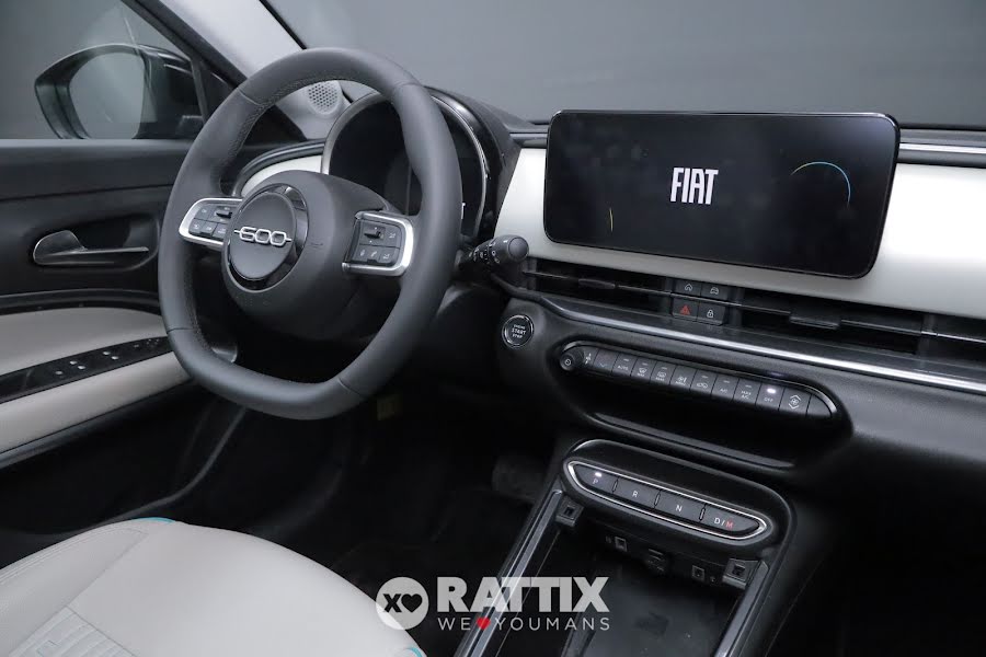 Fiat 600 1.2 hybrid La Prima Nero Cinema  Aziendale foto 16