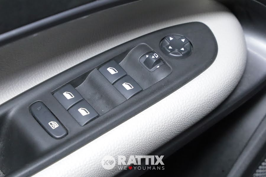 Fiat 600 1.2 hybrid La Prima Nero Cinema  Aziendale foto 27