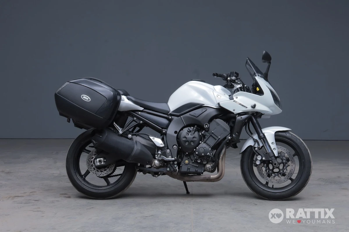 YAMAHA FZ1 1000 Fazer Abs