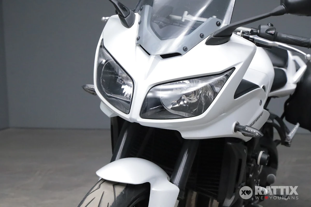 YAMAHA FZ1 1000 Fazer Abs