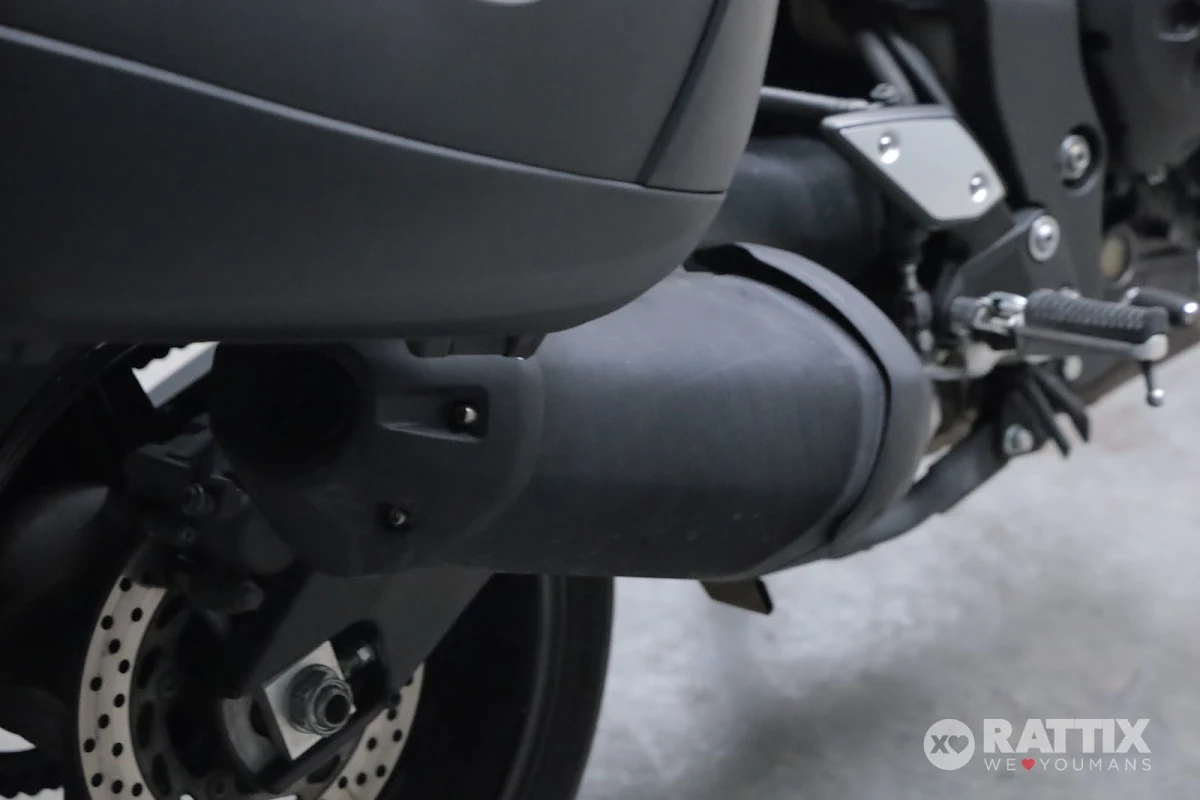 YAMAHA FZ1 1000 Fazer Abs
