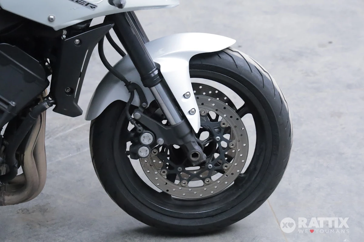 YAMAHA FZ1 1000 Fazer Abs