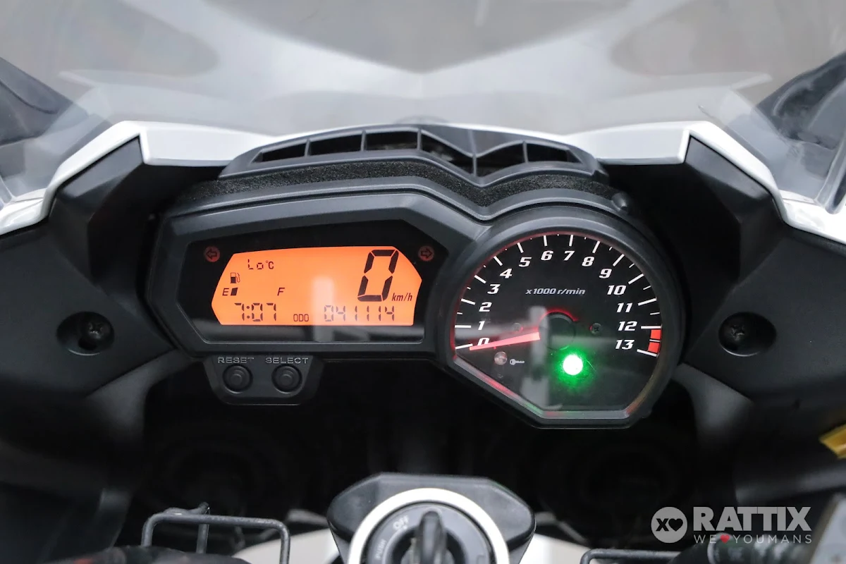 YAMAHA FZ1 1000 Fazer Abs