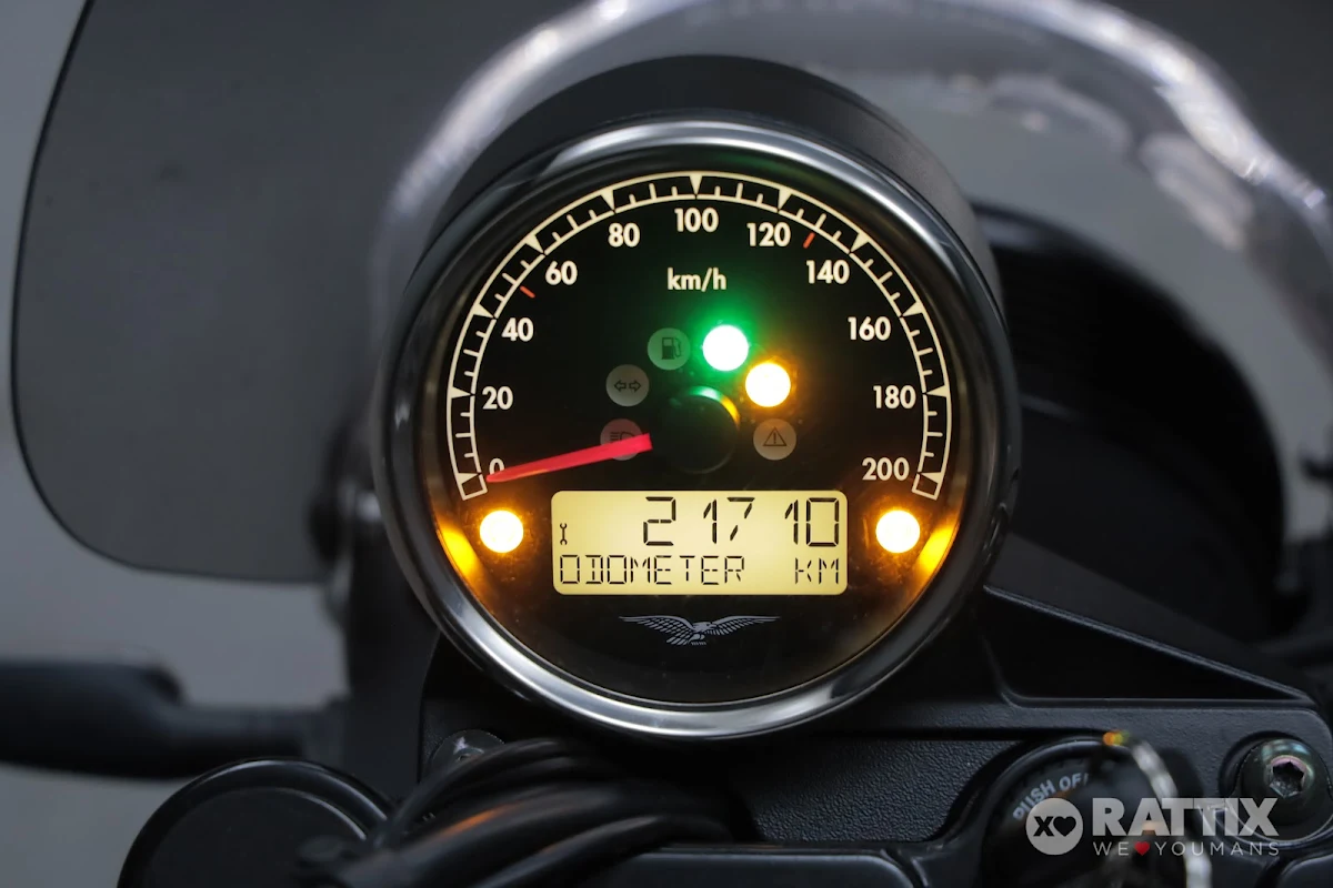 MOTO GUZZI V7 III 750 Stone Abs