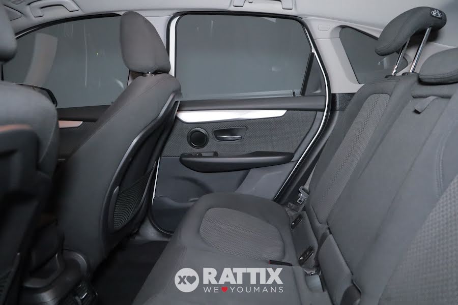 BMW 225 xe iPerformance Active Tourer auto Alpine white  Aziendale foto 29