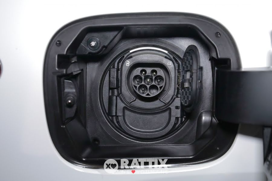 Mercedes-Benz GLA 250 e phev (eq-power) Sport auto Bianco Polare  Aziendale foto 5