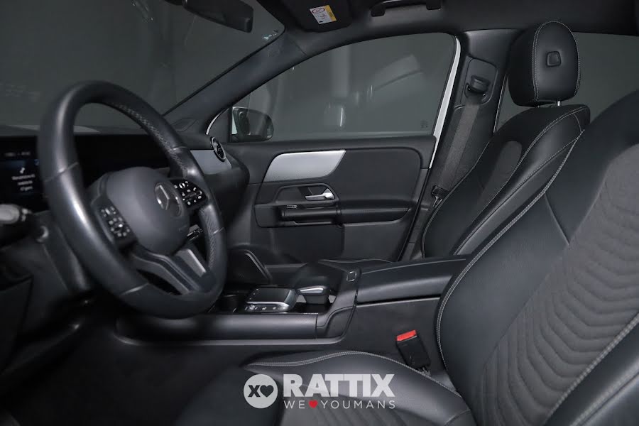 Mercedes-Benz GLA 250 e phev (eq-power) Sport auto Bianco Polare  Aziendale foto 9