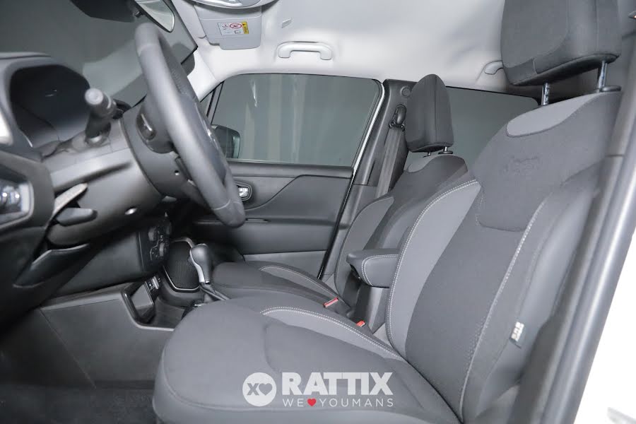 Jeep Renegade 1.5 turbo t4 mhev 130CV Limited dct Alpine white  Aziendale foto 8