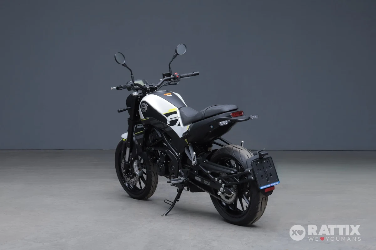 BENELLI Leoncino 250 E5