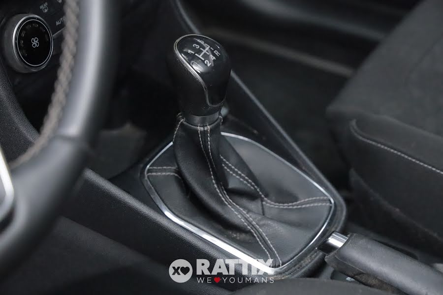 Ford Fiesta 1.1 75CV Titanium MAGNETIC GREY METALLIZZATO  Aziendale foto 21