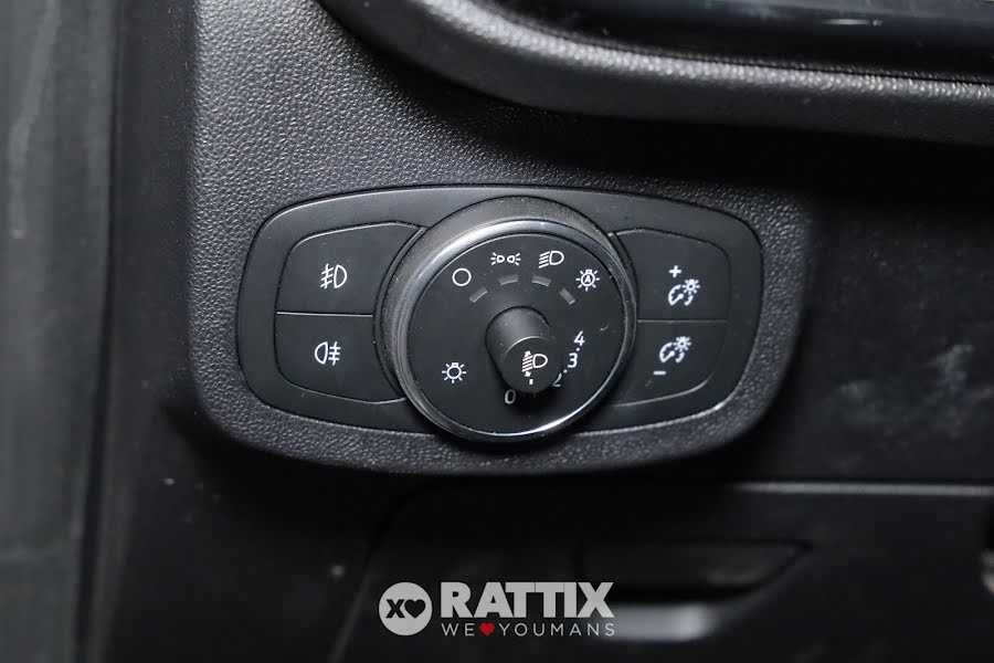 Ford Fiesta 1.1 75CV Titanium MAGNETIC GREY METALLIZZATO  Aziendale foto 22