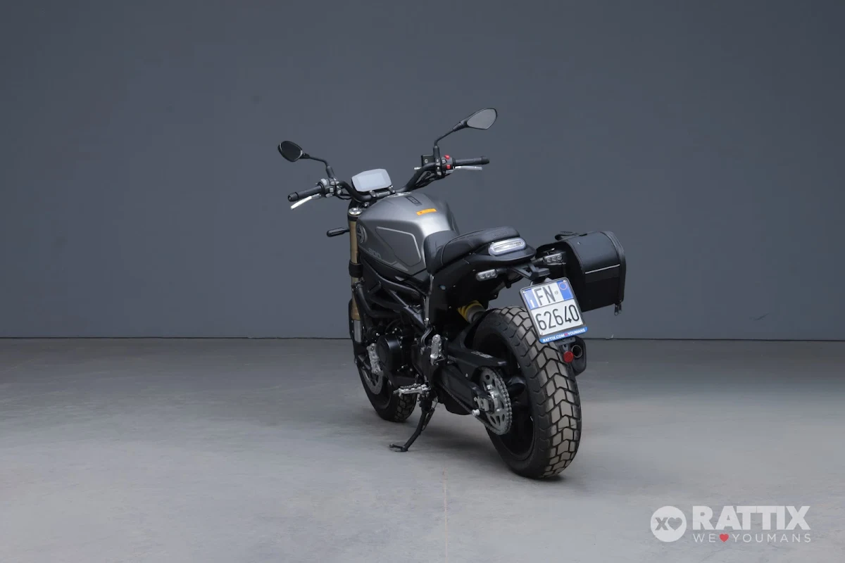 BENELLI Leoncino 800 800