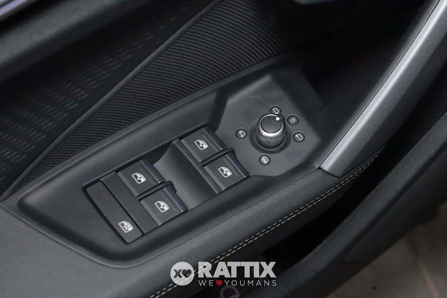 Audi A3 Sportback 35 2.0 tdi 150CV S line s-tronic + tetto apribile Nero Mythos  Aziendale foto 25