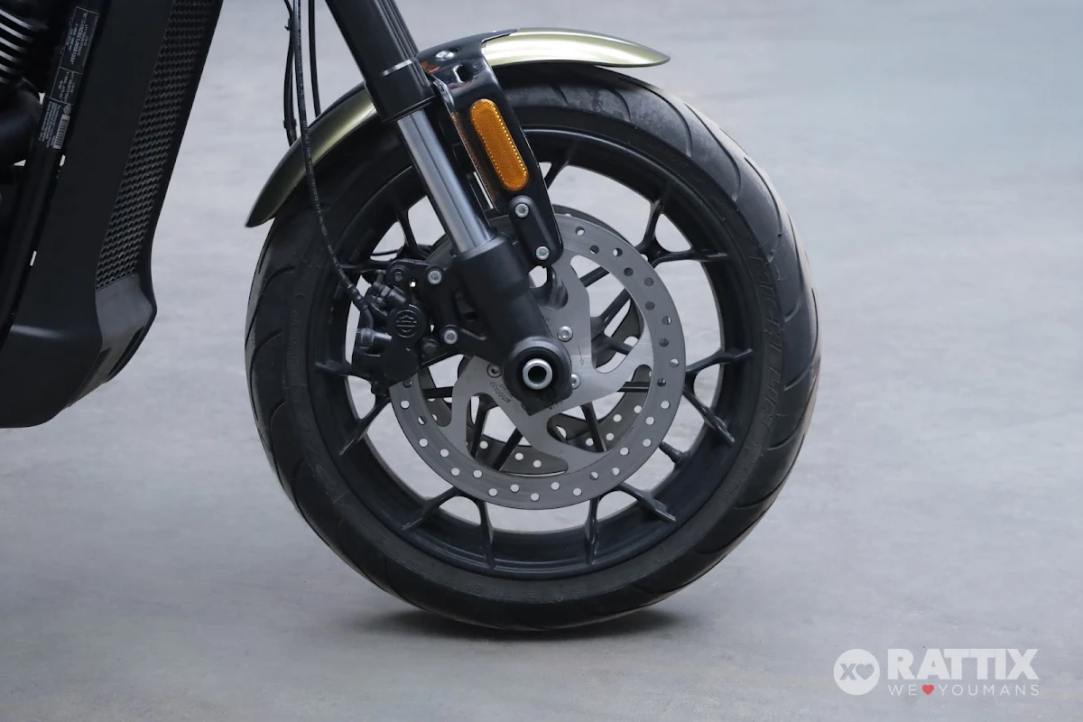 HARLEY DAVIDSON Street Rod 750 abs