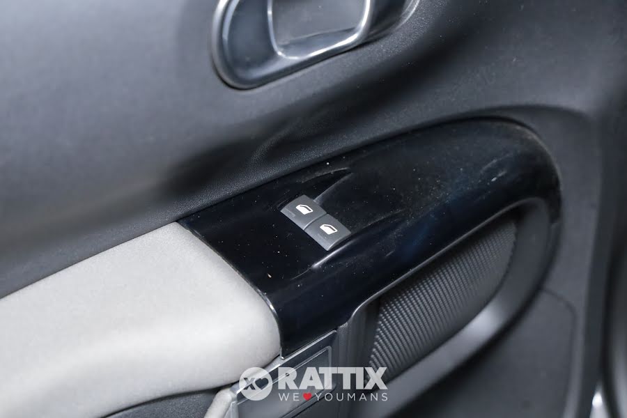Citroen C4 Cactus 1.6 BlueHDI 100CV Shine Grigio  Usato foto 30